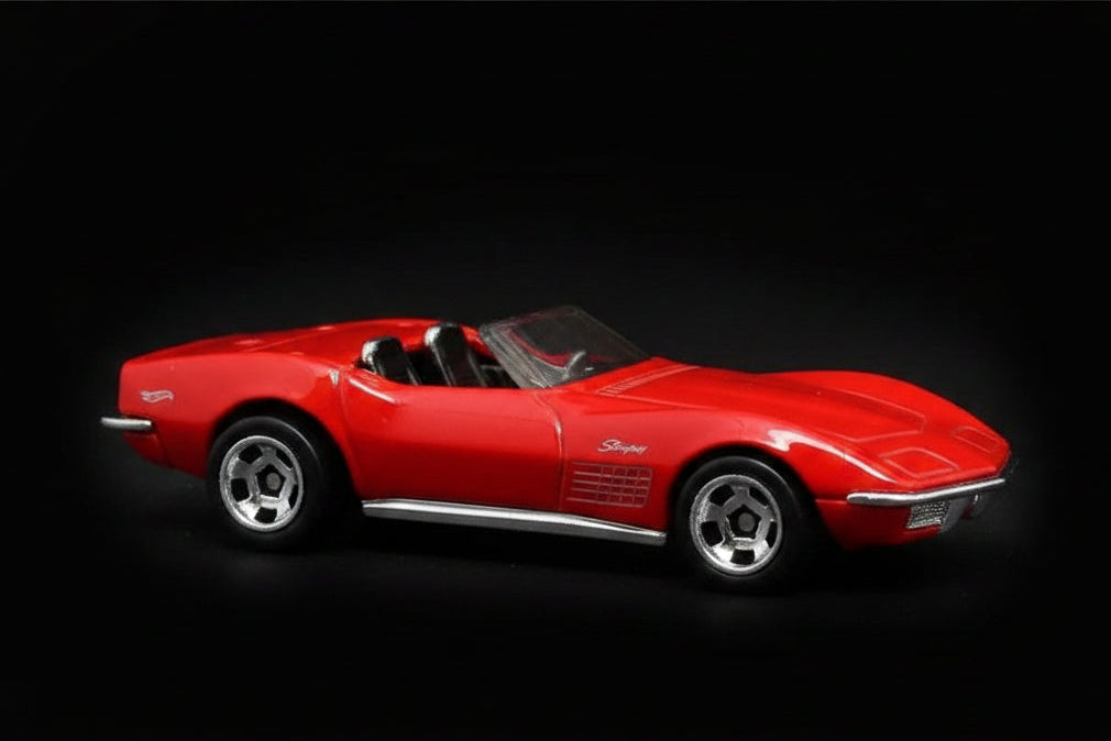 Hot Wheels 72 Stingray Convertible - Factory Fresh 5/10 - HTD09 - Short Card - Corvette - GM - Red