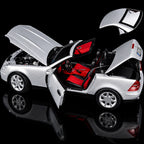 Maisto vintage  silver 1:18 scale 1996 Mercedes-Benz SLK 230