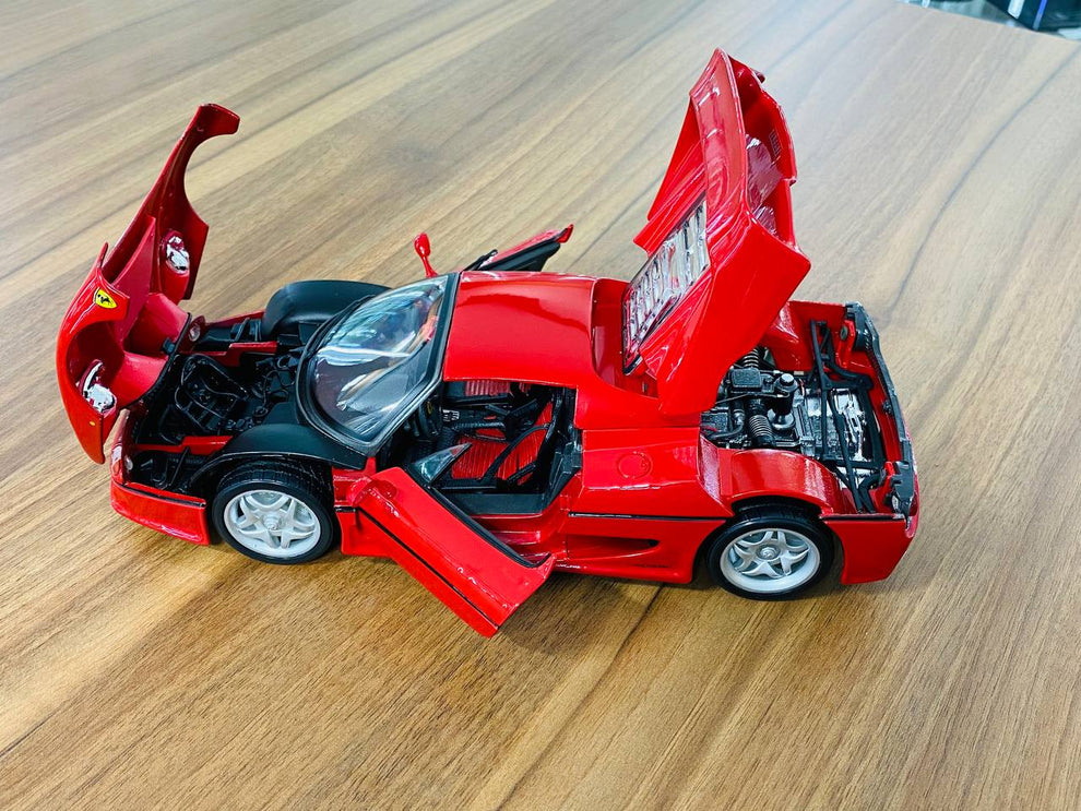 BURAGO 1:18 SCALE VINTAGE FERRARI F50 MADE IN ITALY