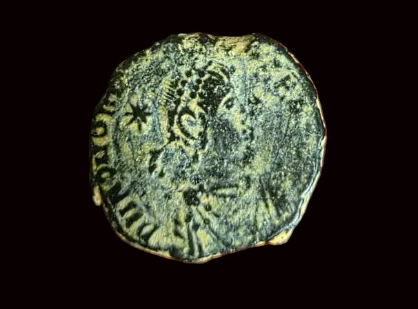 Authentic ancient roman coin HONORIUS; AD 393-423; AE NUMMUS.