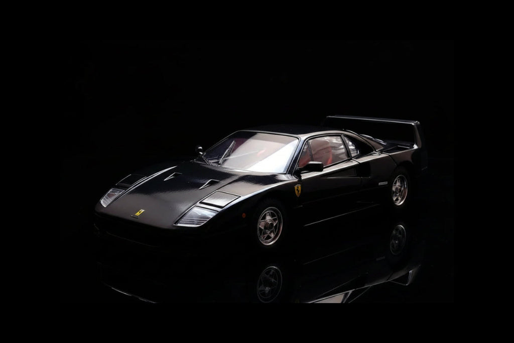 Bburago 1:24 scale VINTAGE FERRARI F40 BLACK Made in Italy